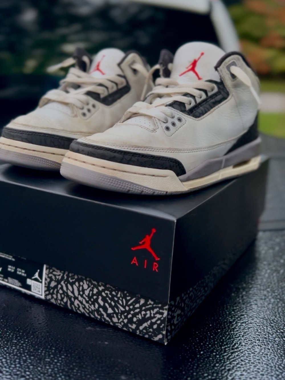 Jordan Men's Retro Sneakers - White/Black/Red